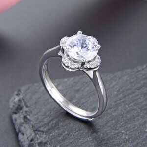 New S925 silver, zirconia-inlaid, freely adjustable ring
